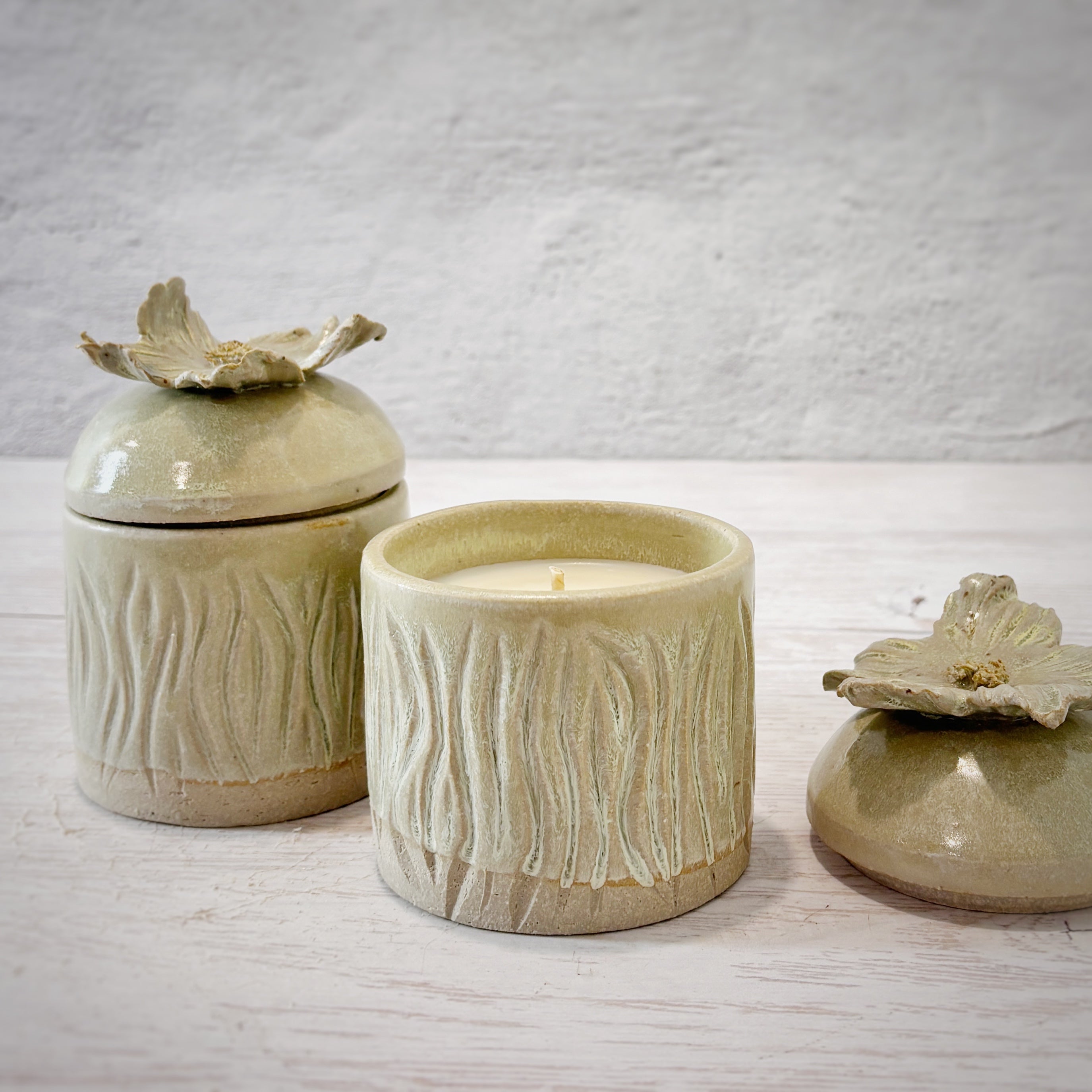 Vela en cofre de cerámica Floral -Amapola