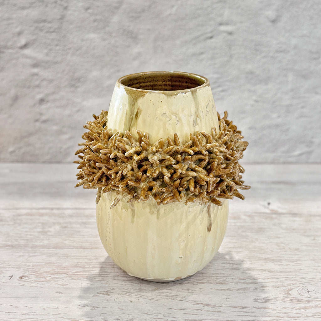 Jarrón de Ceramica Espinas, en verdes y tierra