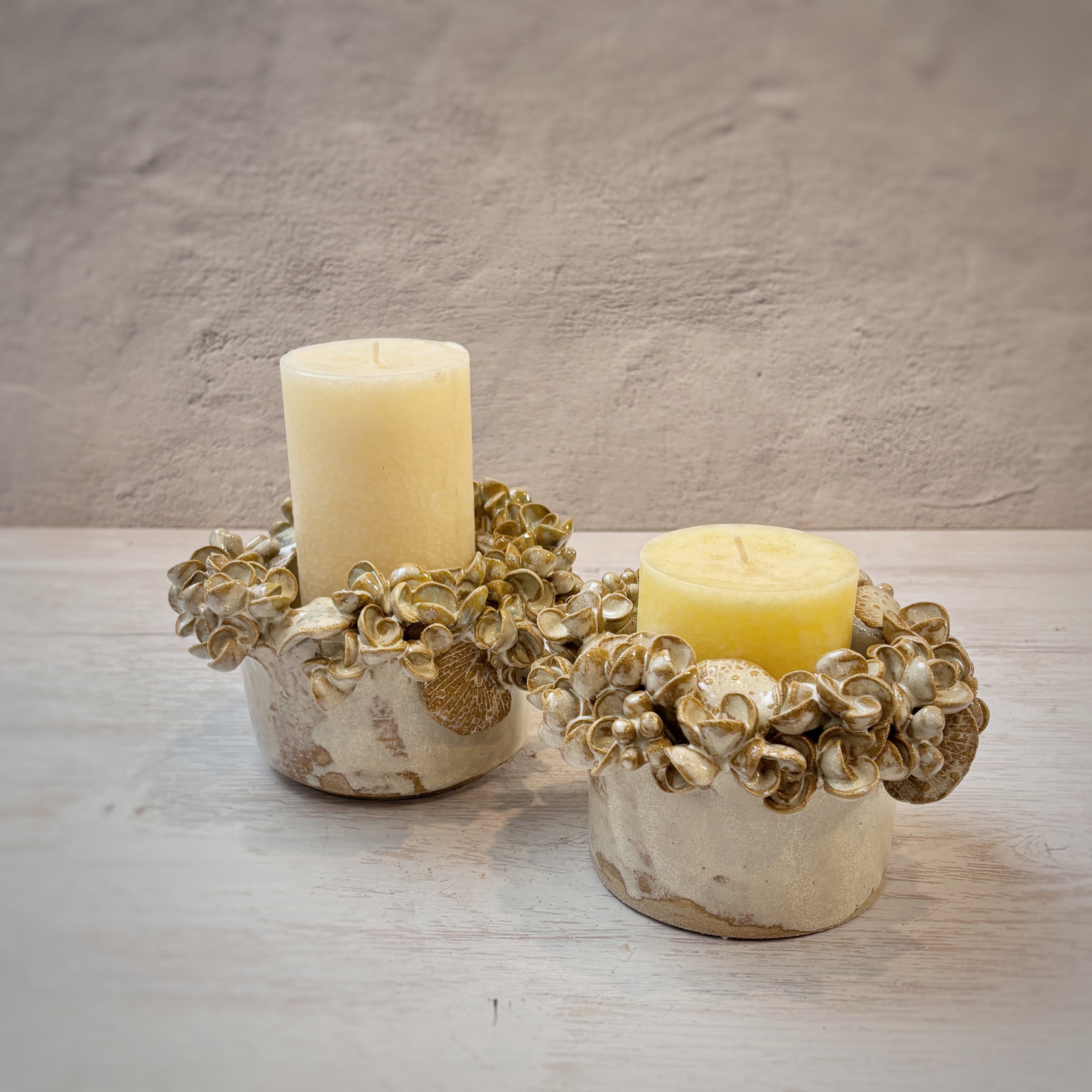 Porta velas - cerámica - hortensia arena