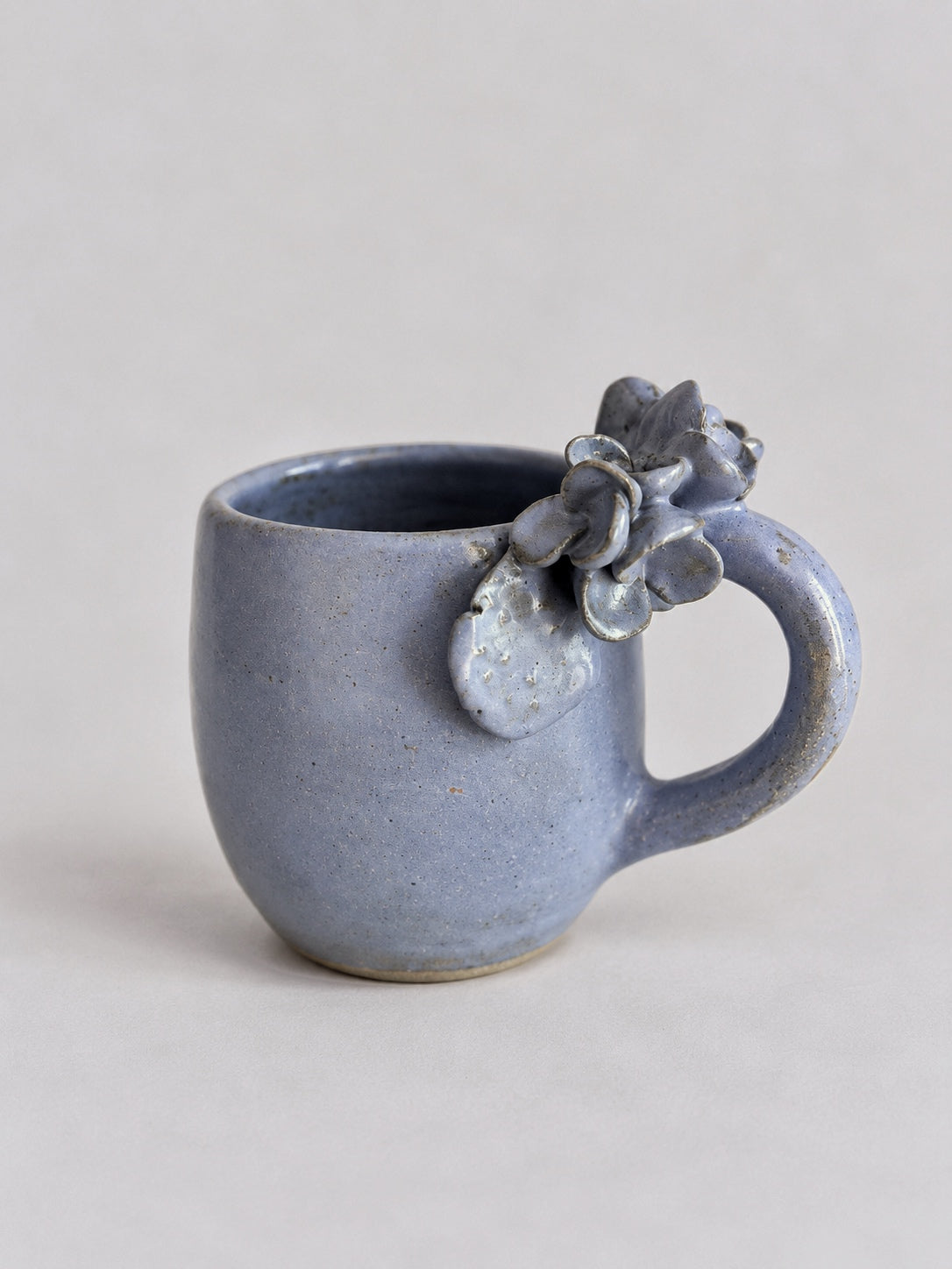 Taza de Cerámica - Asa Decorada Hortensia- Azul lavanda