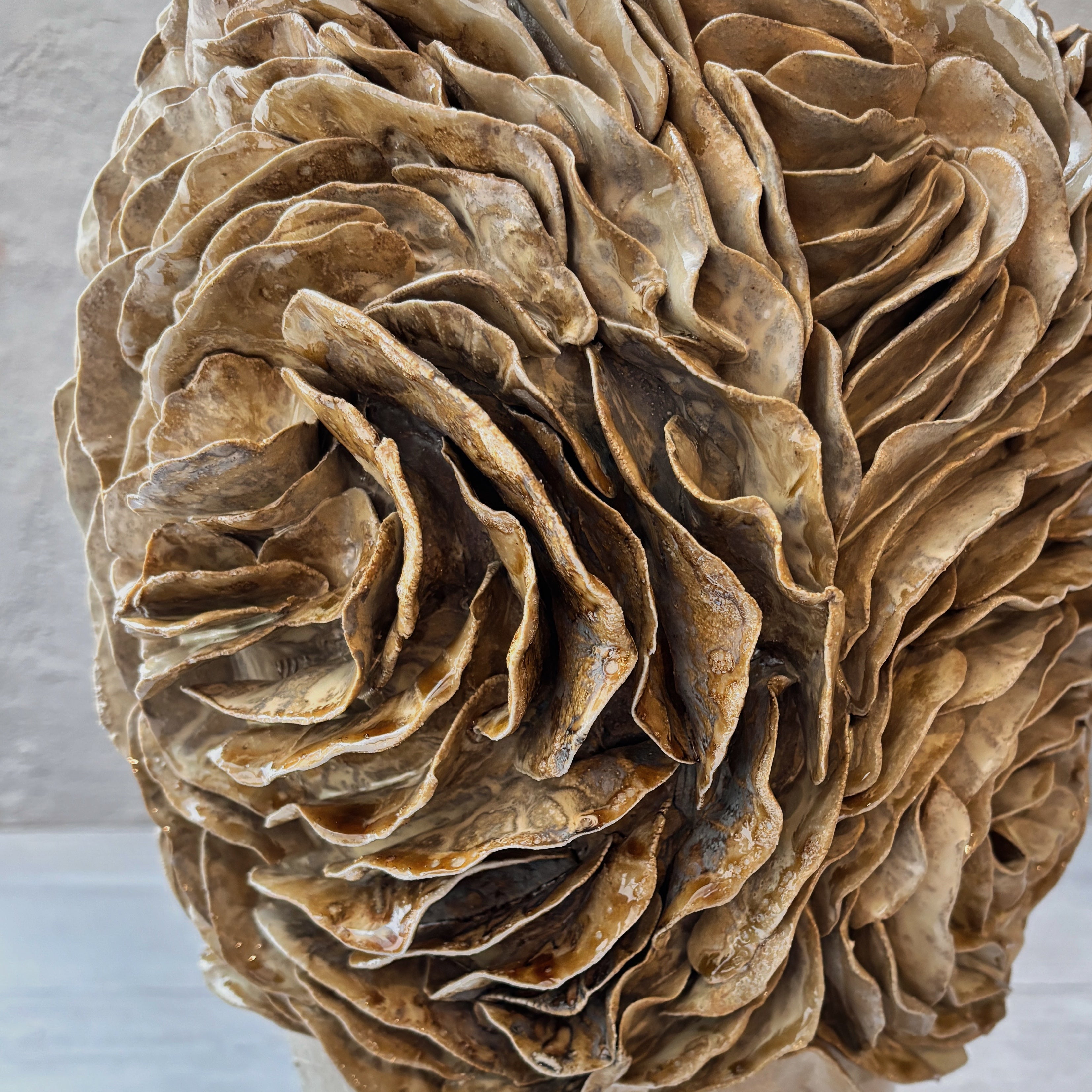 Jarrón escultórico de la serie “Cardo” - Cerámica hecha a mano