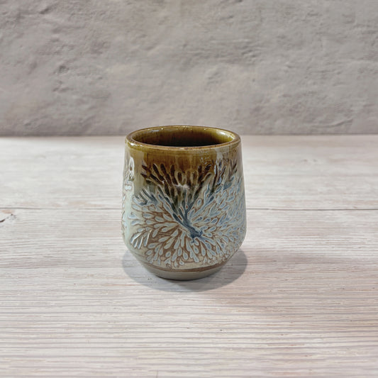 Vaso de Cerámica Texturizado – Artesanía Natural para Tu Hogar