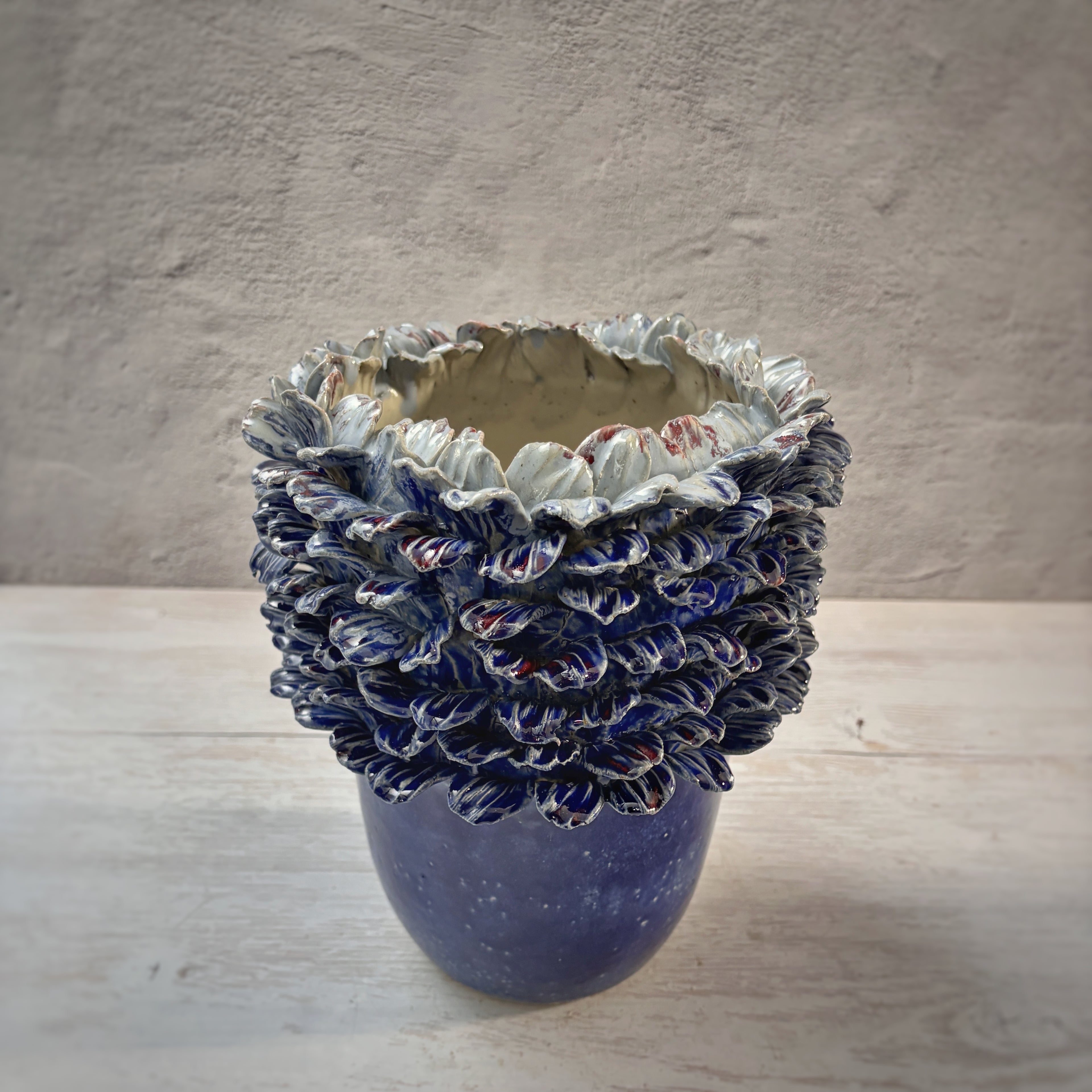 Jarrón de cerámica  Amazonas en Azules