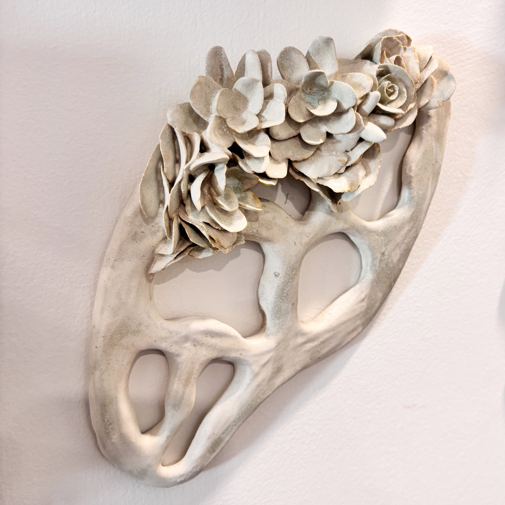 Wall Flowers / Escultura para colgar