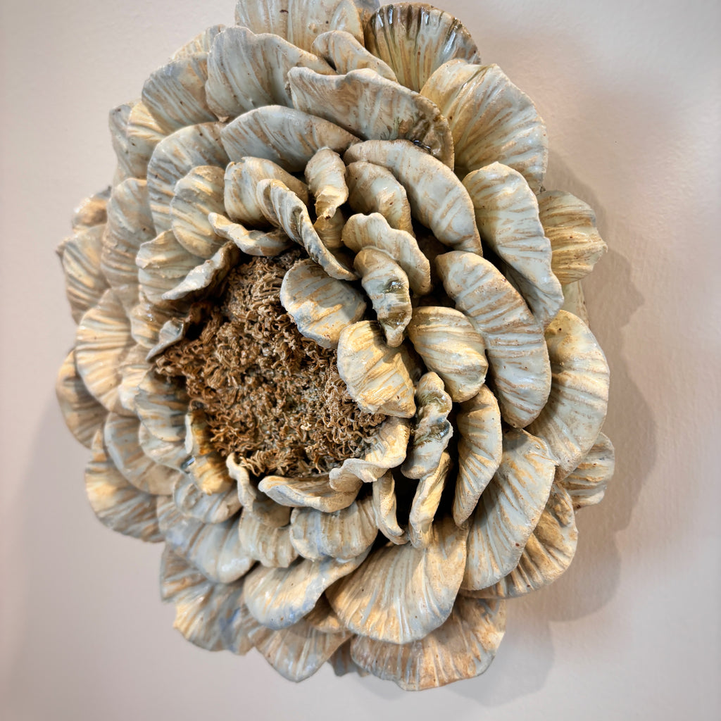 Wall Flowers / Escultura para colgar