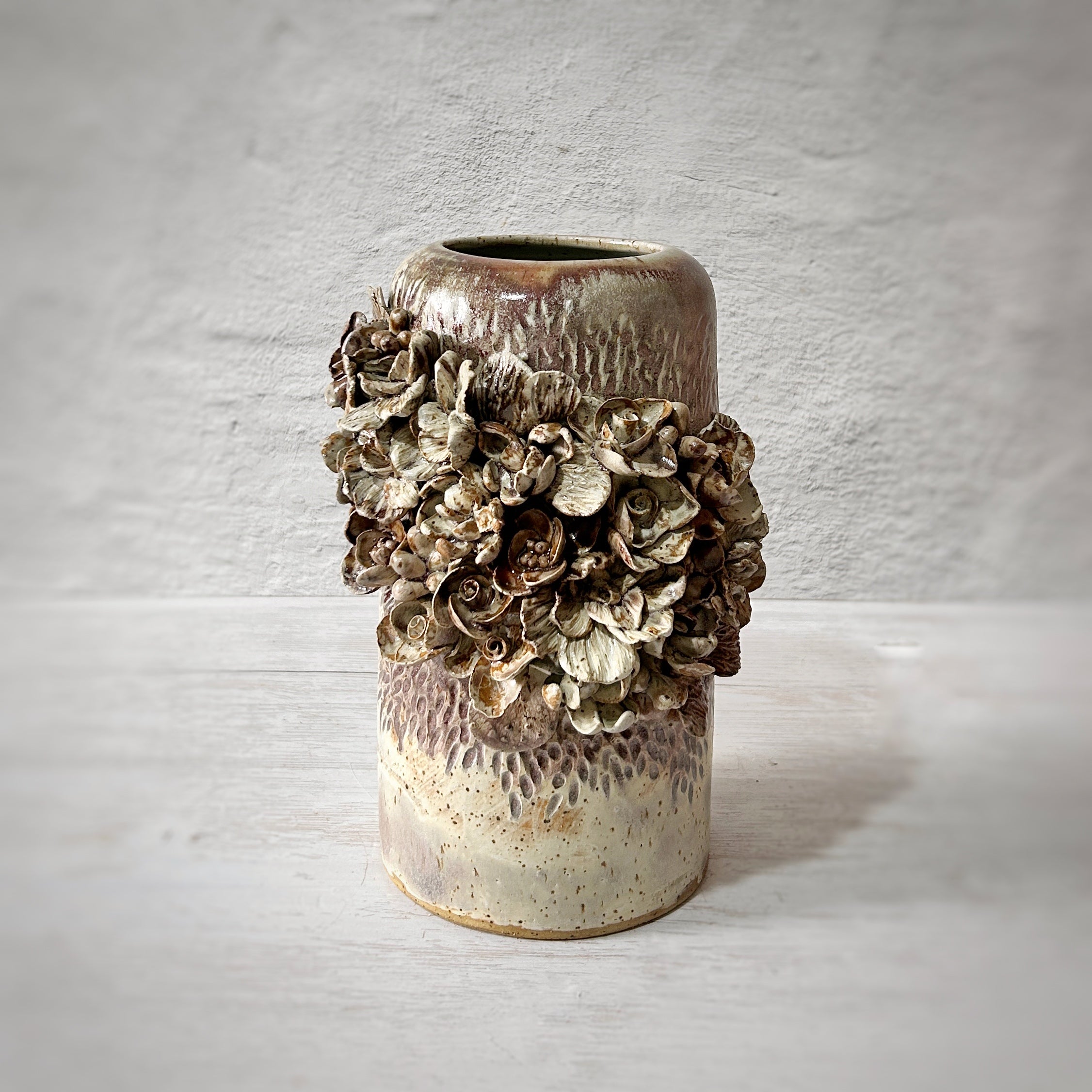 Jarrón de Cerámica Artesanal - Colección Caraz _ Hecho a Mano