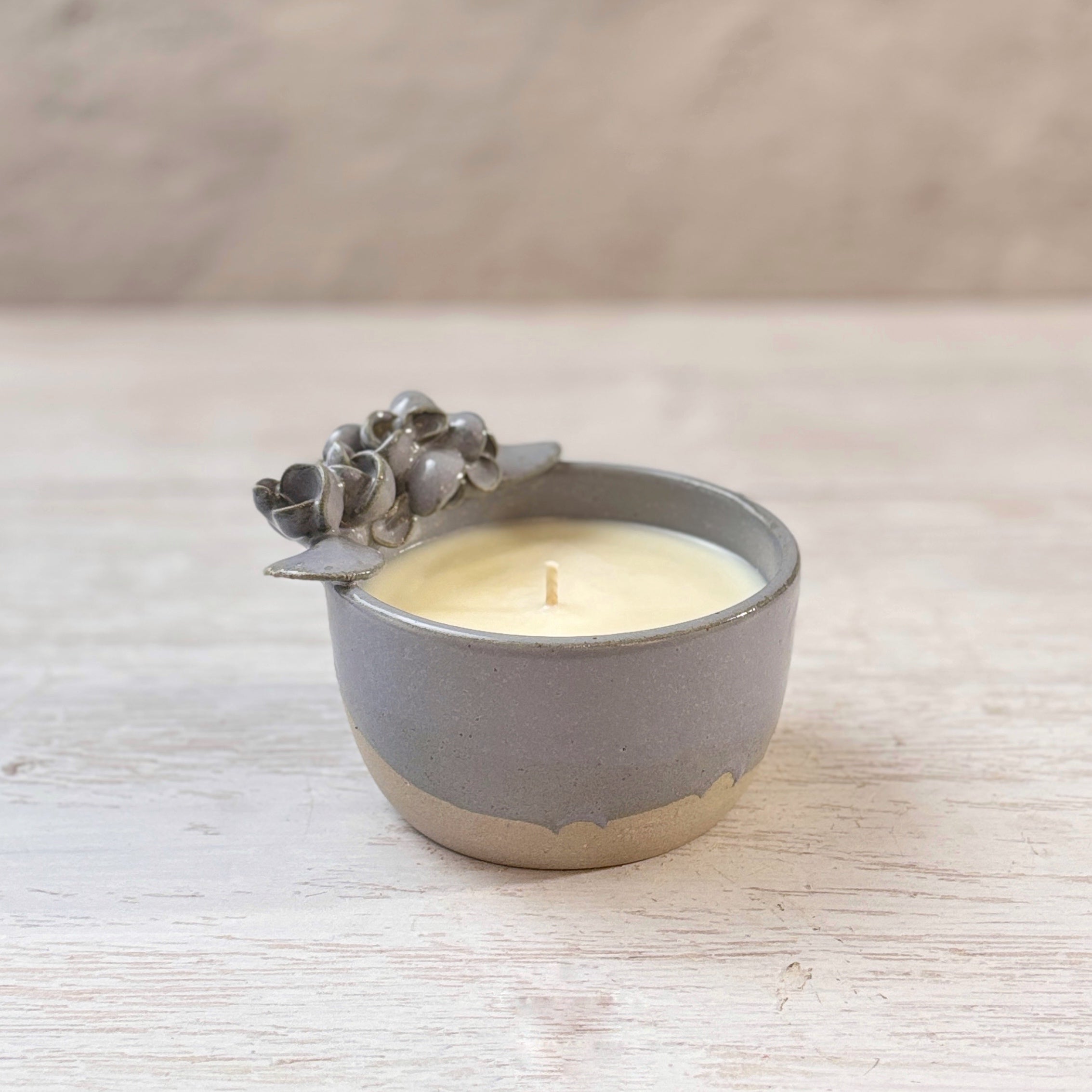 Velas aromáticas en bowl de Cerámica - Hortensias celeste