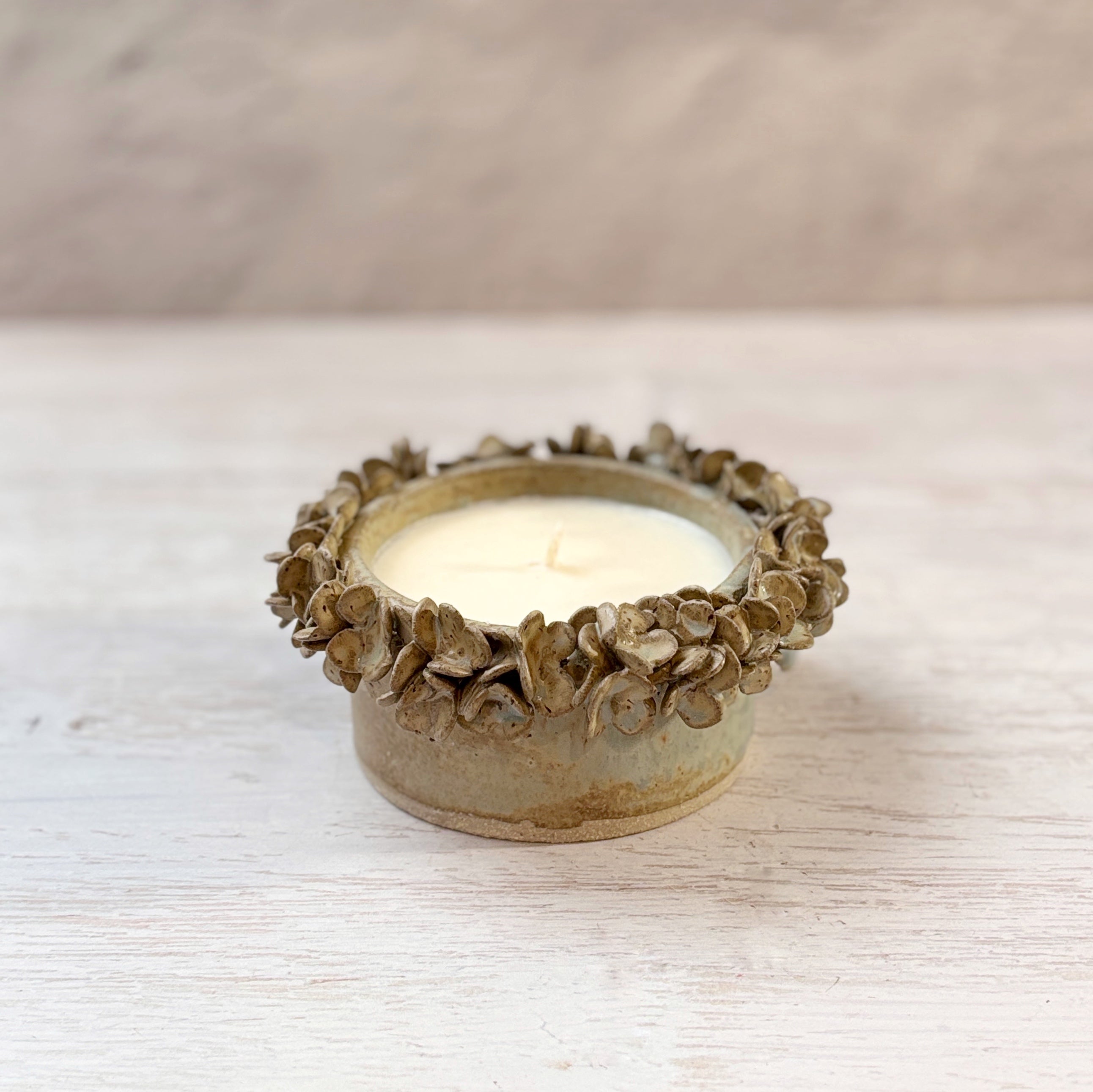 Velas aromáticas en bowl de Cerámica - Flores arena -G