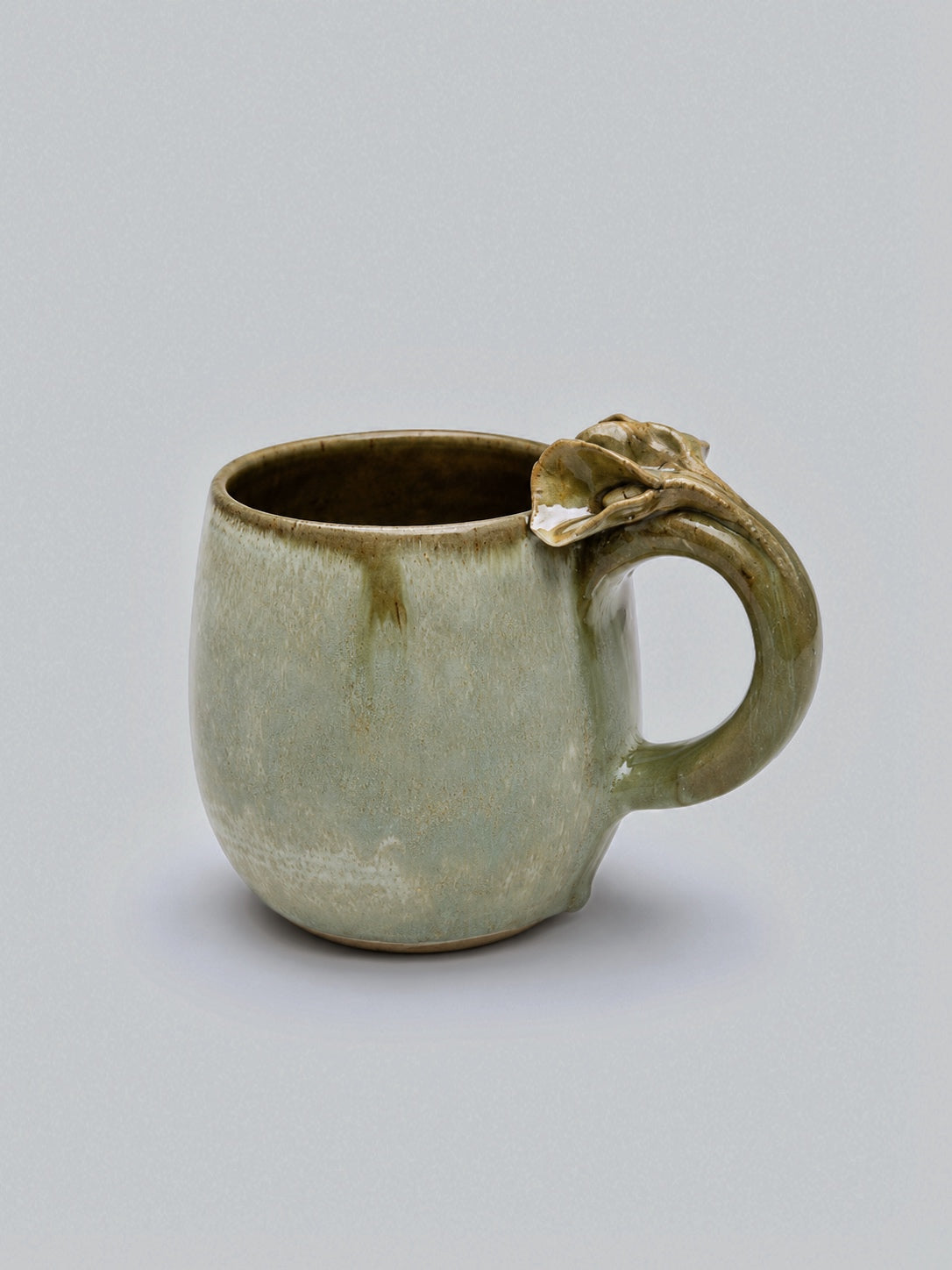 Taza de Cerámica - Asa Decorada Lirio verde