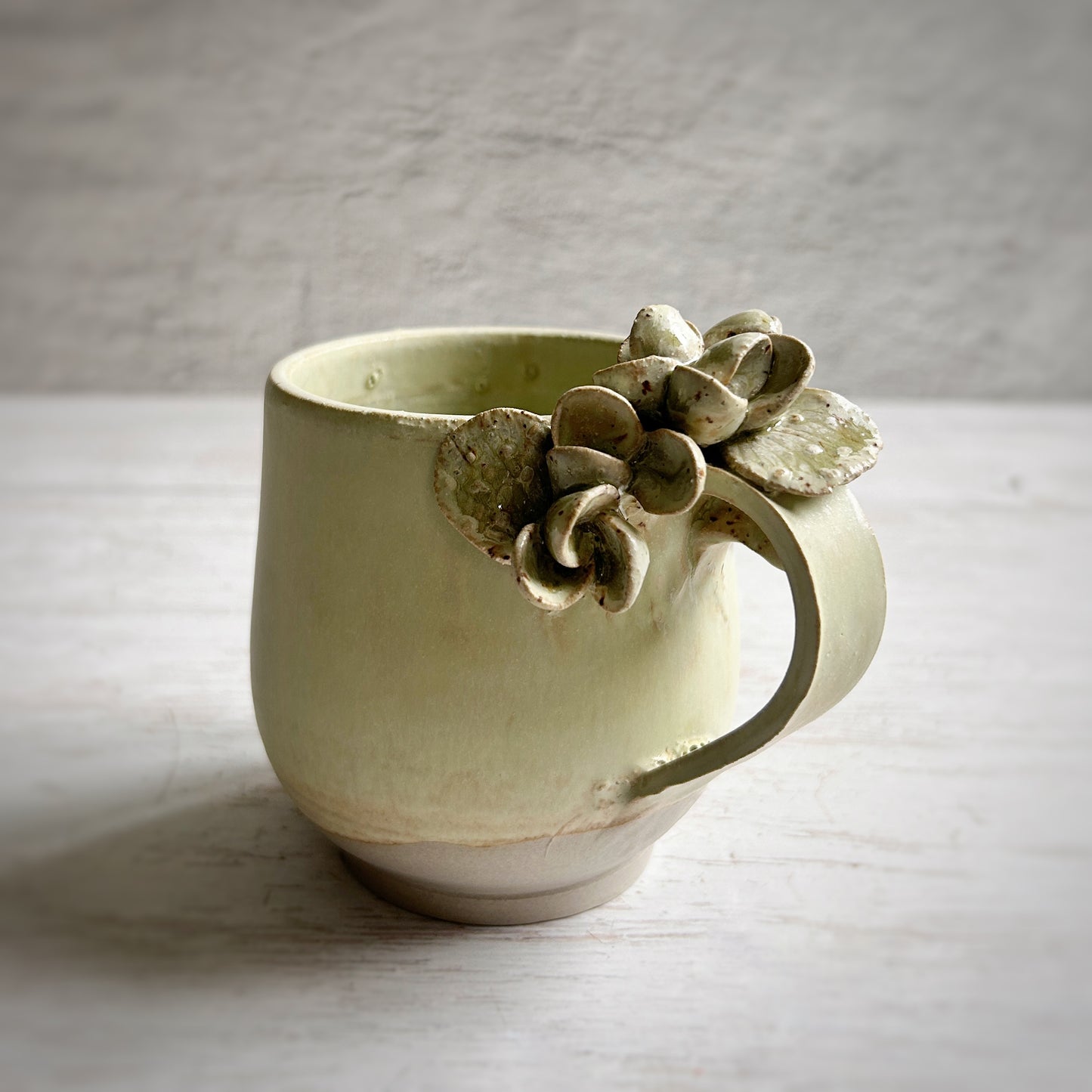 Tazas de flores 280 ml. Hortensias verde