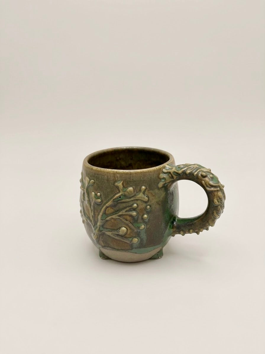 Taza botánica verde cobre