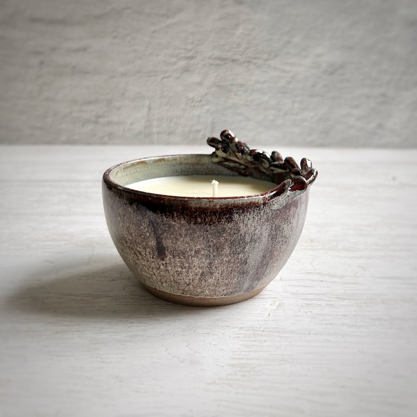 Velas aromáticas en bowl de Ceramica - Olivo Granate